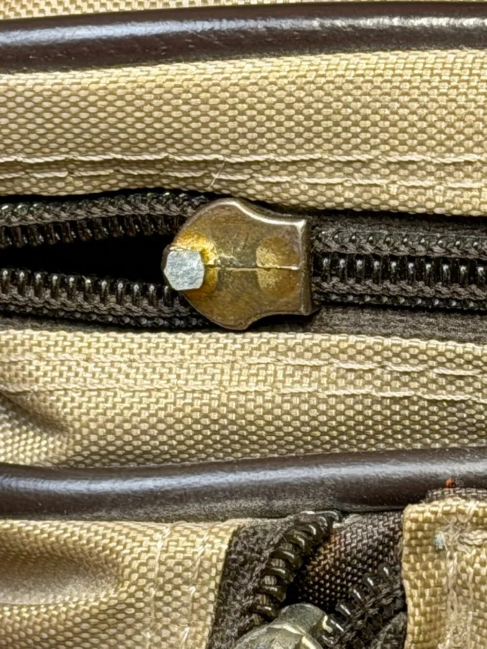 Vintage TAN Coastar Padded Camera Case 16